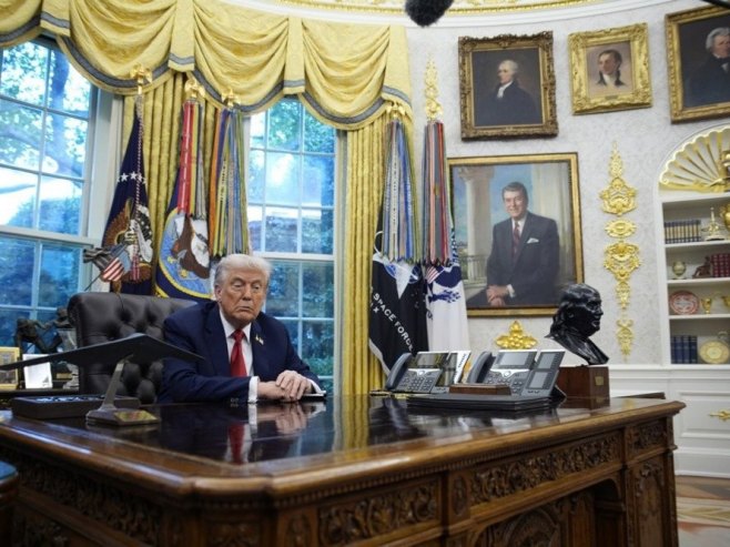 Trampov portret izložen u Nacionalnoj galeriji portreta u Vašingtonu (FOTO)