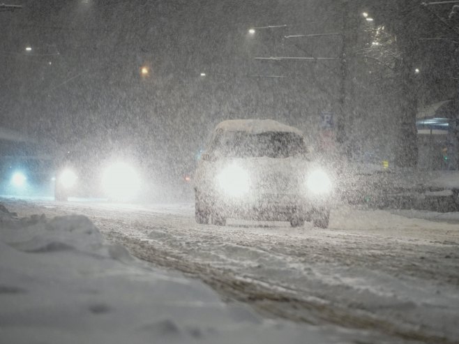 Vanredno stanje u 11 opština, evakuisano 37 ljudi