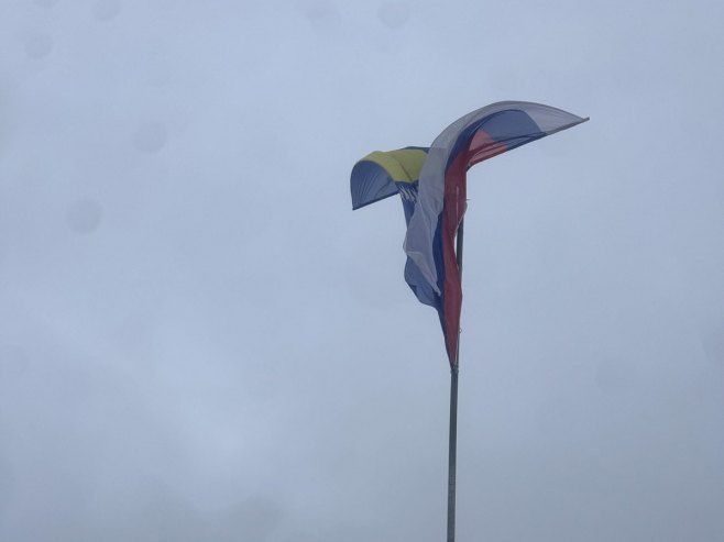 Dezinformacijama o paljenju zastave BiH narušava se ugled Doboja