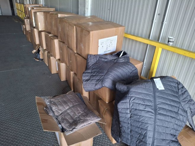 Oduzete jakne (Foto: UIO BiH) - 