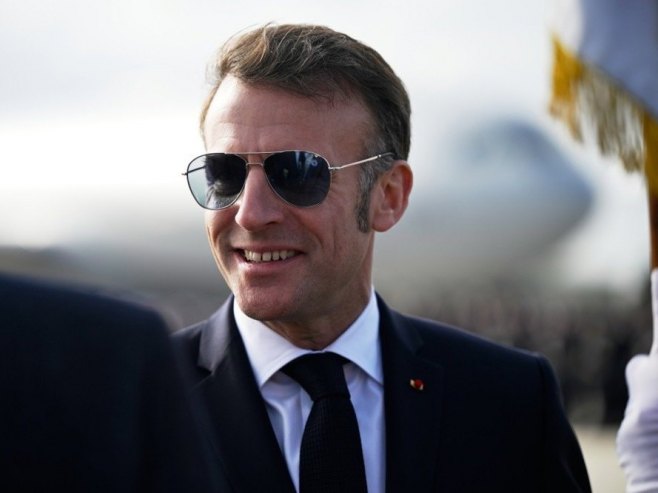 Makron: Pariz će pojačati vojno prisustvo na Grenlandu