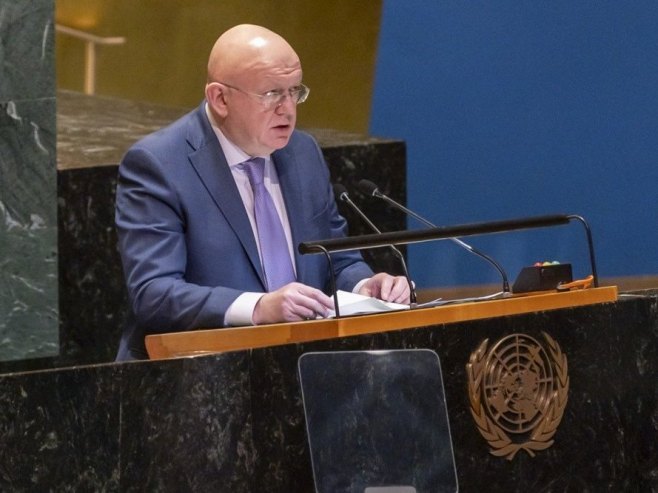 Nebenzja: Vrijeme je da SAD prestanu da izigravaju međunarodnog sudiju