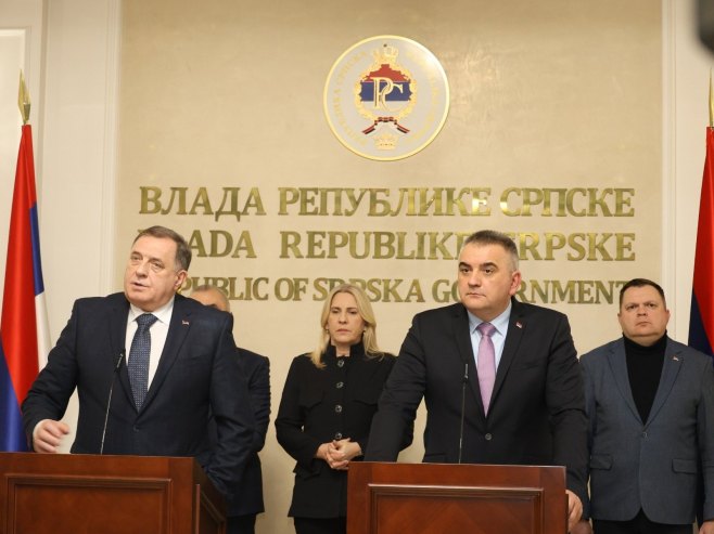 UŽIVO - Konferencija za novinare nakon sastanka Minića sa delegacijom SNSD-a