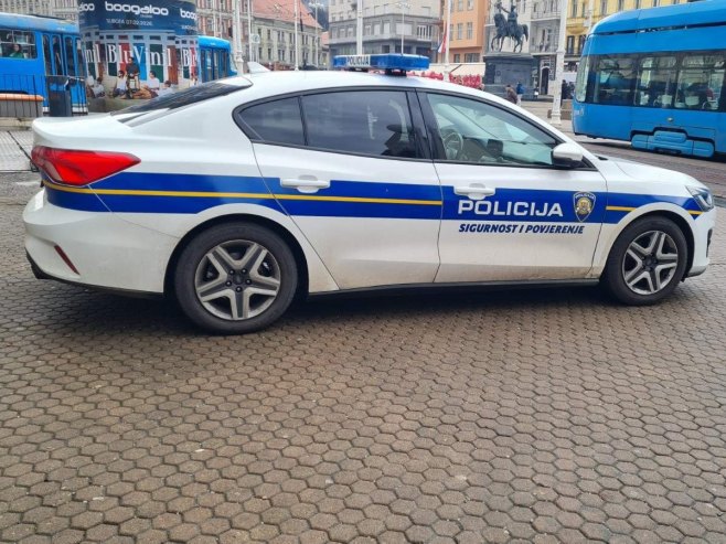 Vandali upali u Ambasadu Indije u Zagrebu