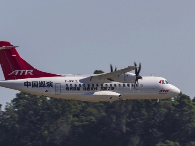 Avion izgubio kontakt u Indoneziji, u toku potraga