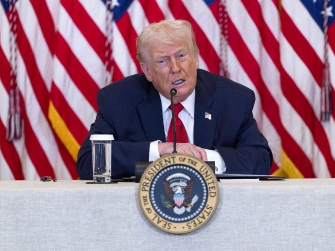 Tramp najavio carine od 10 odsto za osam evropskih zemalja zbog Grenlanda