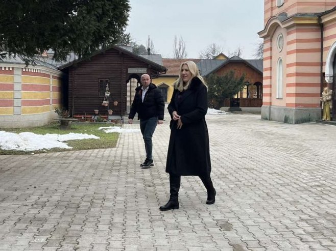 Zvaničnici Srpske na slavi mitropolita banjalučkog Јefrema (VIDEO)