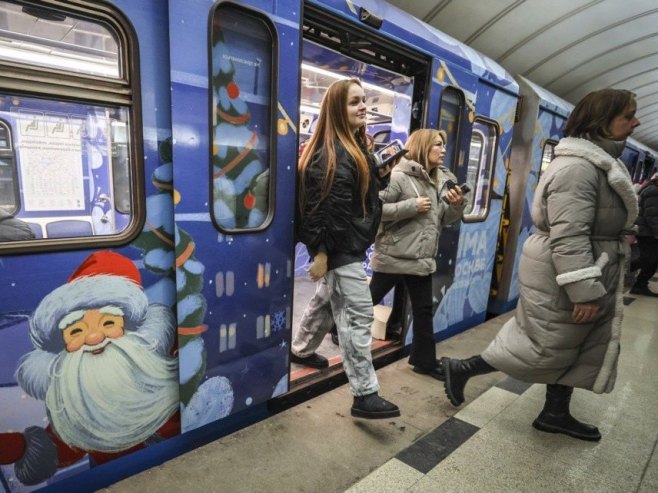 Voz juri, a mašinovođe nigde (VIDEO)