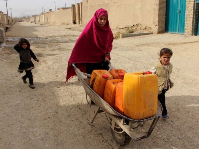 Nedostatak pitke vode širom svijeta (foto: EPA/QUDRATULLAH RAZWAN) - 