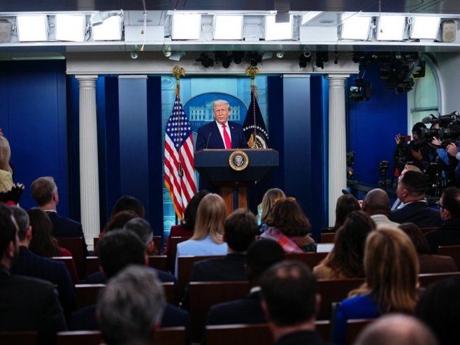 Tramp: Siguran sam da me u Švajcarskoj radosno očekuju