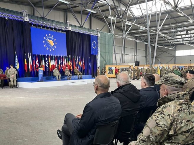 Primopredaja - Foto: Ustupljena fotografija