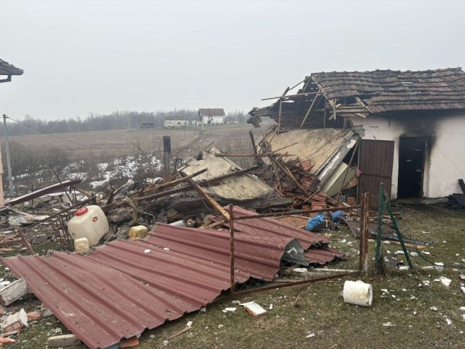 U požaru u Derventi smrtno stradalo jedno lice - Foto: RTRS