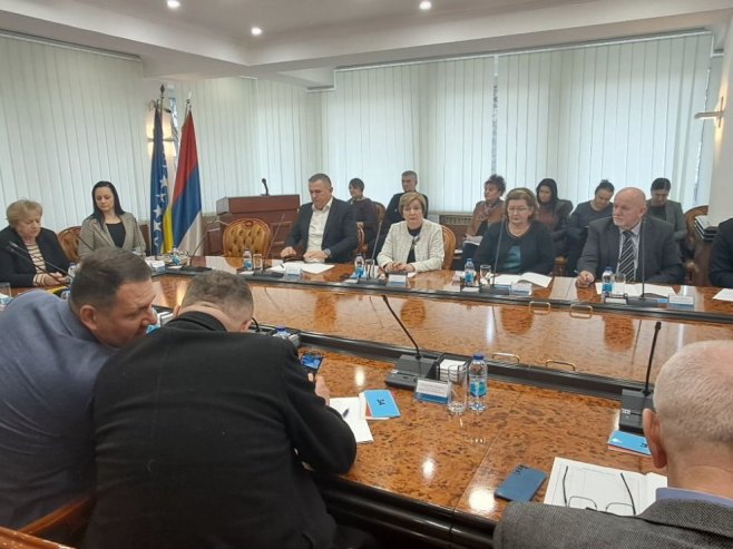 Klub Bošnjaka: Nema "veta" na izbor nove Vlade