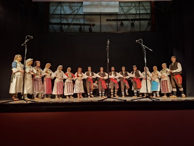 U Gradišci održan "Svetosavski sabor pjesme sa Kosova i Metohije kroz Srpsku" (VIDEO)