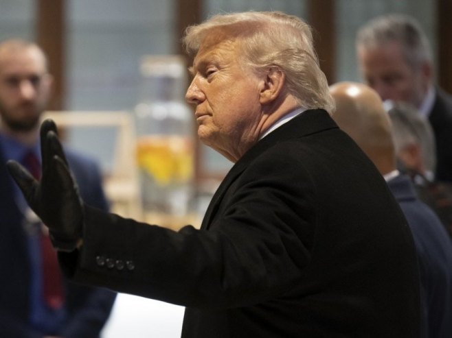 Tramp: Imao sam u Davosu više razgovora o Ukrajini, Putin i Zelenski žele da postignu sporazum