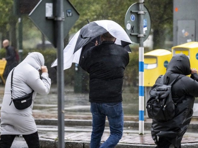 Upozorenje u nedjelju na obilne padavine i olujni vjetar