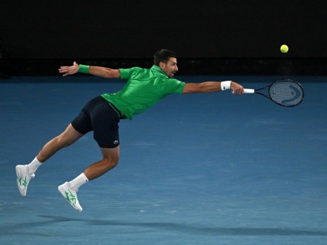 Đoković sigurnom igrom do četvrtog kola Australijan opena (VIDEO)