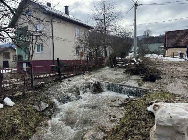 Stabilizuje se situacija na poplavljenim područjima (VIDEO)