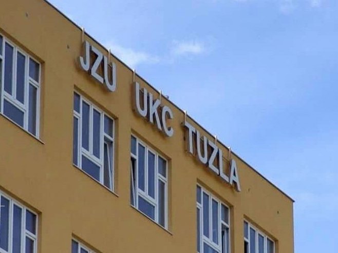 Tuzla: Napadnuti srpski mladić ima višestruke povrede glave, grudnog koša i ekstremiteta