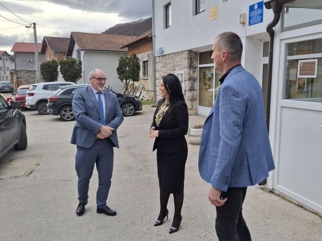 Ambasador Švajcarske u Јezeru Ambasador Švajcarske u Јezeru - Foto: RTRS