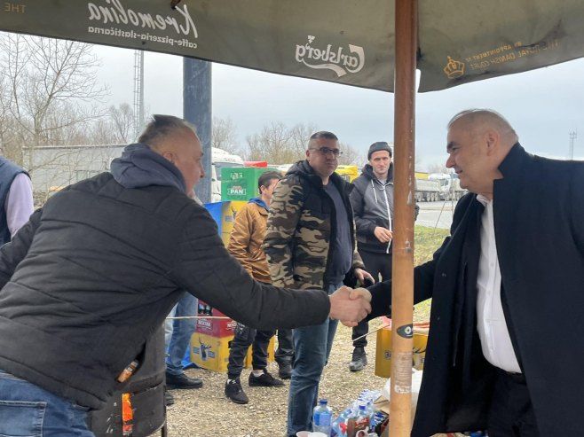 Stevanović: Podrška prevoznicima i opomena onima koji odlučuju o njihovoj sudbini