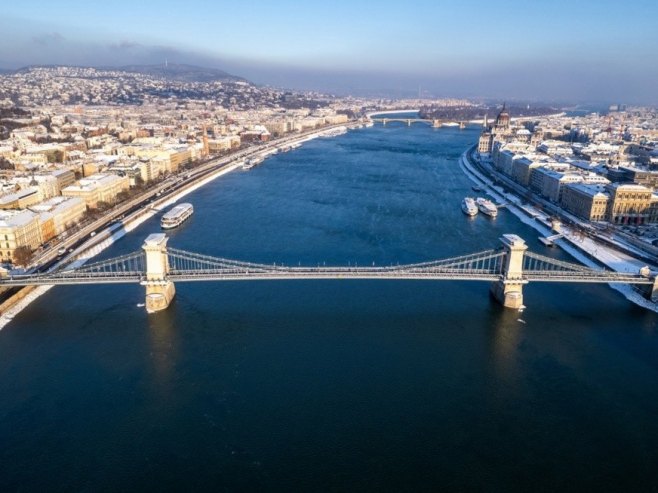 U Mađarskoj počelo potpisivanje nacionalne peticije protiv finansiranja Ukrajine