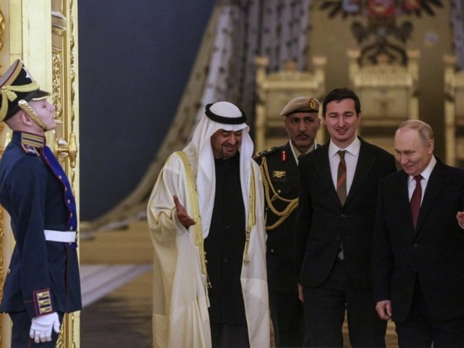 Putin sa Bin Zajedom (foto: EPA/MAXIM SHIPENKOV ) - 