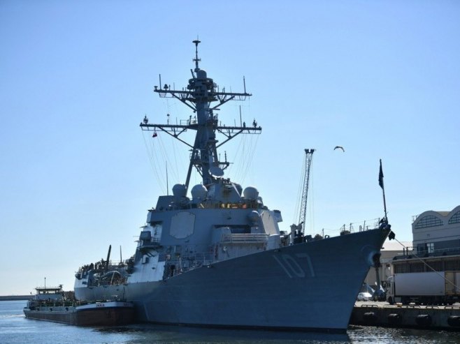 Američki razarač stigao na Bliski istok