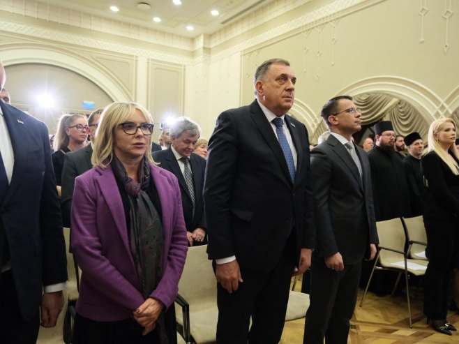 Trišić Babić i Dodik na Svetosavskoj akademiji u Budimpešti