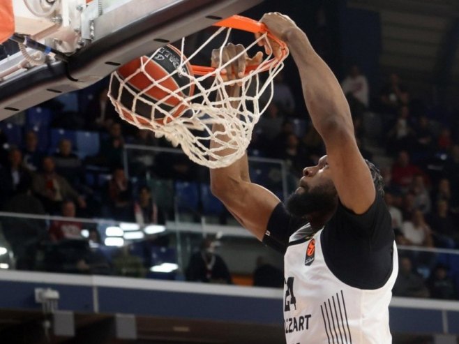 Partizan je slavio protiv Kluža – igralo je i najnovije pojačanje!