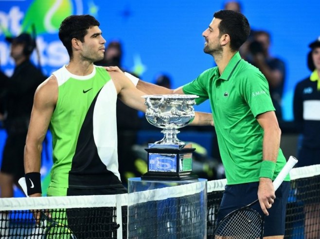 Alkaraz vodi protiv Đokovića