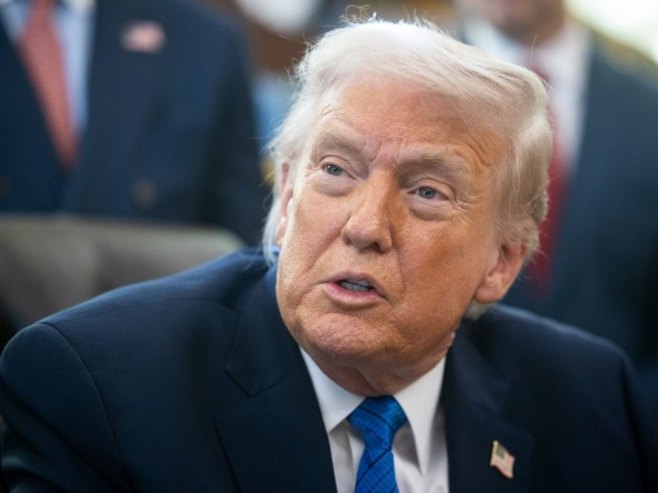 Tramp stiže na Balkan