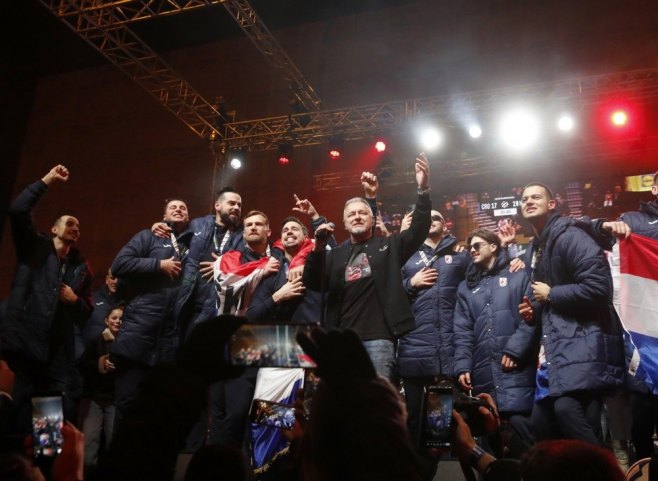 Bivši selektor Hrvatske kritikovao doček uz Tompsona: Ovo nije smjelo da se dogodi