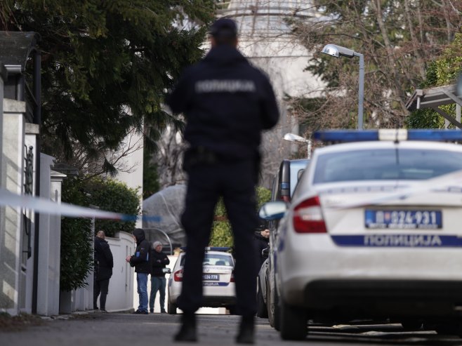 Bačena bomba na kuću Zdravka Čolića (VIDEO)