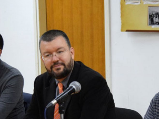 Antić: Snažna frustracija oko identiteta razlog popularnosti Tompsona u društvu