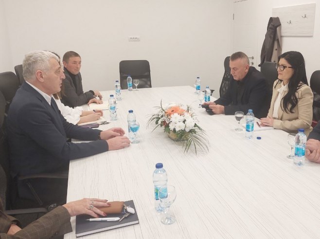 Sastanak - Foto: RTRS