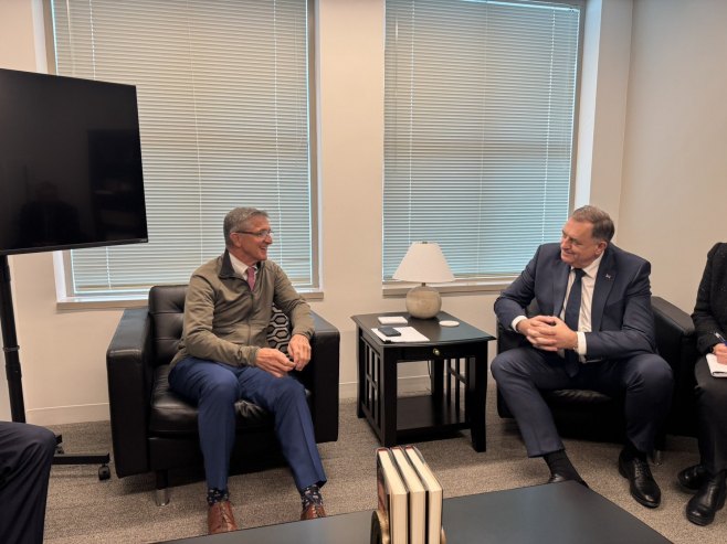Dodik sa Flinom u Vašingtonu: Novo vrijeme traži nove dogovore i postavke (FOTO)
