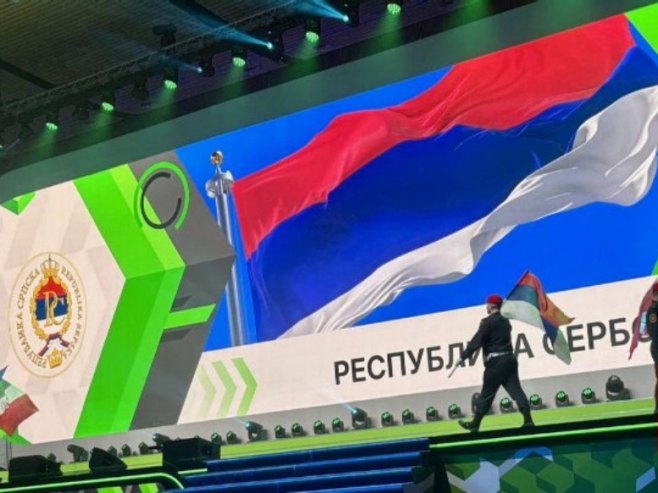 U Elektrotehničku školu u Banjaluci sa takmičenja iz Rusije stigla nova priznanja (VIDEO)