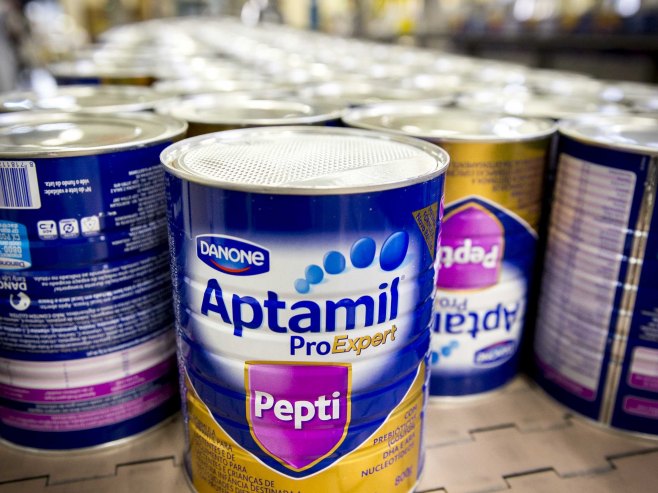 "Danone" povlači formule za bebe zbog kontaminacije
