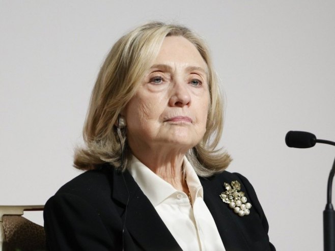Hilari Klinton traži da o vezama sa Epstinom javno svjedoči