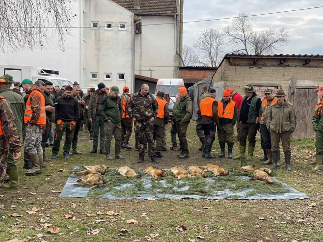 Na osmoj "Šakalijadi" u Brodu odstrijeljeno 17 šakala i drugih predatora (VIDEO)