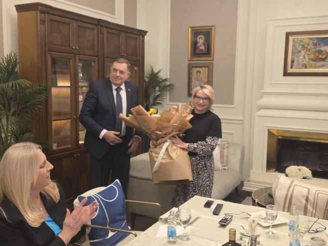 Dodik čestitao rođendan Trišić Babić