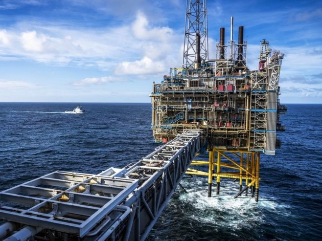 Cijene nafte blago pale dok traju tenzije između SAD i Irana