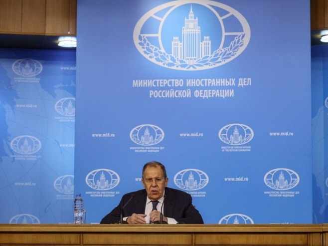 Lavrov: Zapad nije prstom mrdnuo kad je Kijev prijetio da uguši Krim; Za Rusiju bezbjednost prioritet