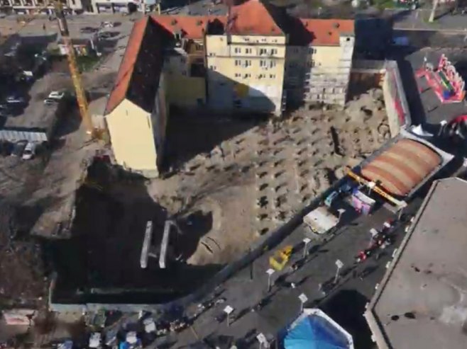 Hotel Palas već tri godine ograđena rupa u centru Banjaluke (VIDEO)