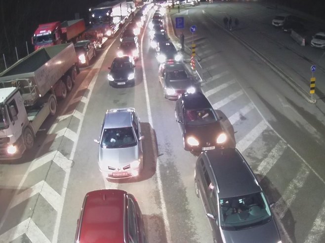 Na tri prelaza pojačana frekvencija vozila