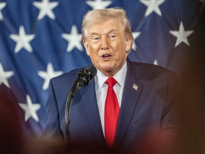 Tramp razmatra napad na iranska nuklearna postrojenja ako dogovor propadne