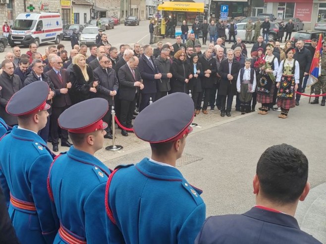 Višegrad, položeni vijenci - Foto: RTRS