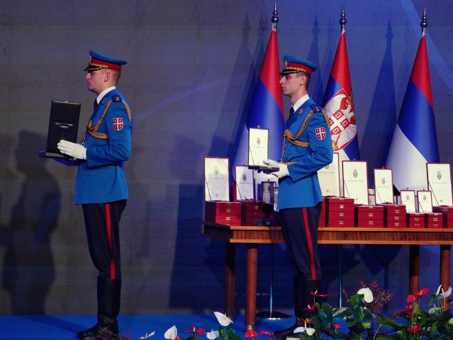 UŽIVO - Srpska i Srbija nastavljaju obilježavanje Sretenja; Dodjela odlikovanja