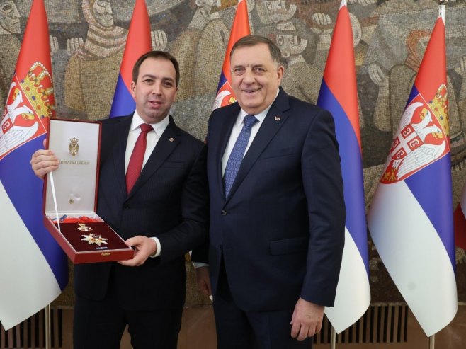 Goran Selak i Milorad Dodik - Foto: RTRS